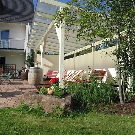Zur Linde Hotel 3*