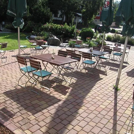 Hotel Zur Linde 3*