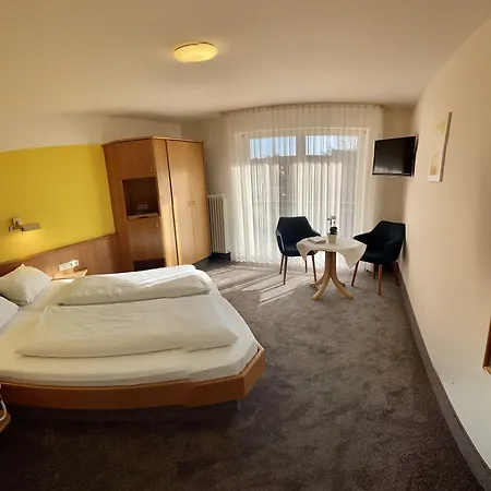 Zur Linde ホテル Loßburg