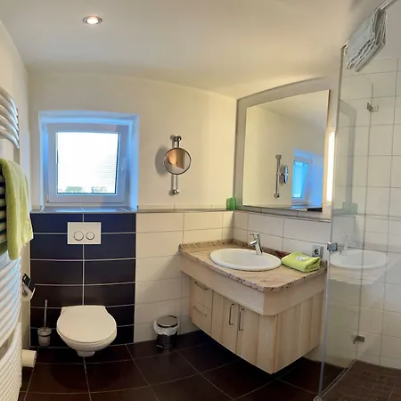 ホテル Zur Linde 3*