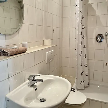 ホテル Zur Linde Loßburg