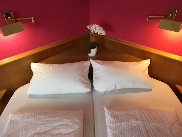 Zur Linde Hotel Loßburg
